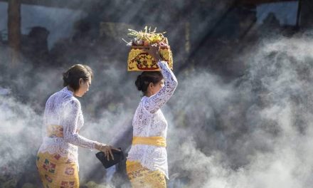 Tri Hita Karana Pilar Keseimbangan Alam Manusia