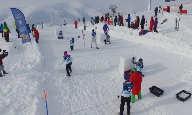 Olahraga Yukigassen Permainan Perang Bola Salju Dari Jepang