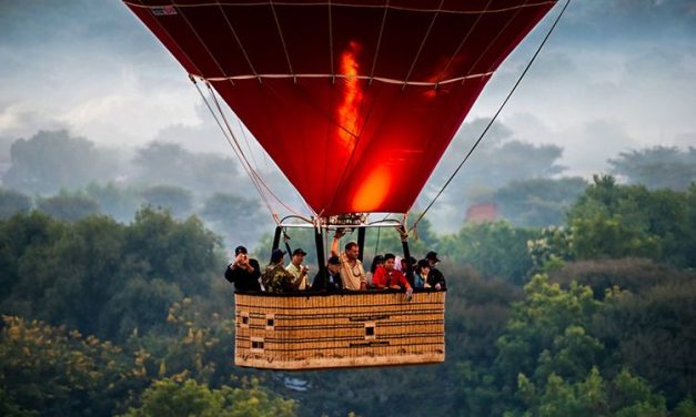 Transportasi Terbang Unik Balon Udara Yang Besar