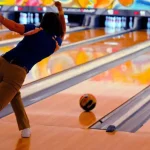 Olahraga Bola Bowling Dengan Menjatuhkan Seluruh Pin