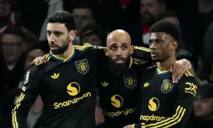 Tim Kuat Everton Dalam Sebuah Permainan Sepak Bola