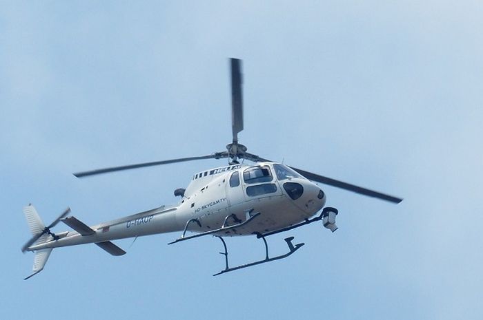 Transportasi Udara Helikopter Dengan Kapasitas Sedikit