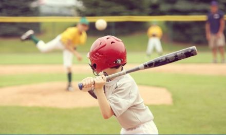 Olahraga Pemukul Kasti Atau Baseball Amerika