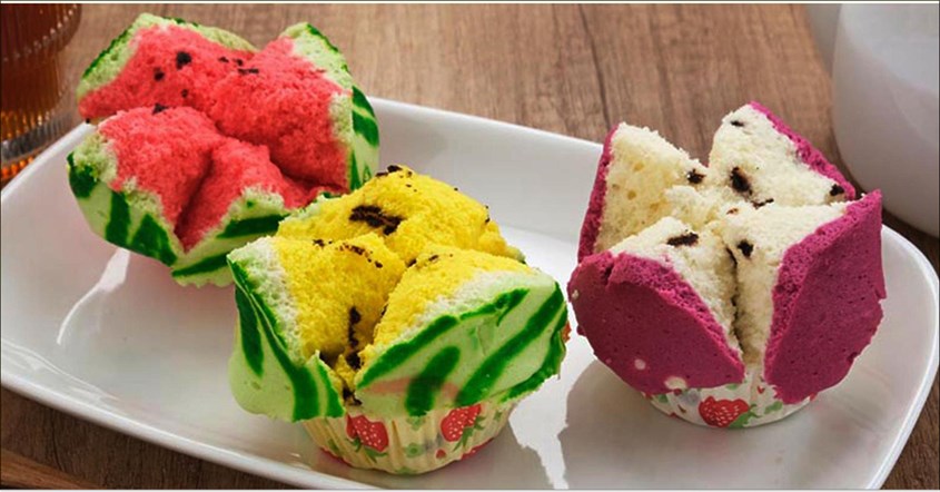 Makanan Manis Bolu Yang Unik Dan Lembut