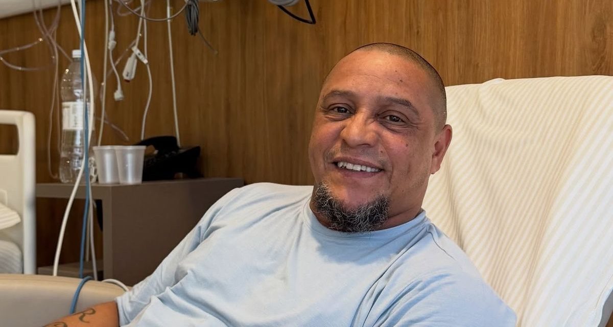 Bek Kiri Brasil Pemain Profesional Roberto Carlos