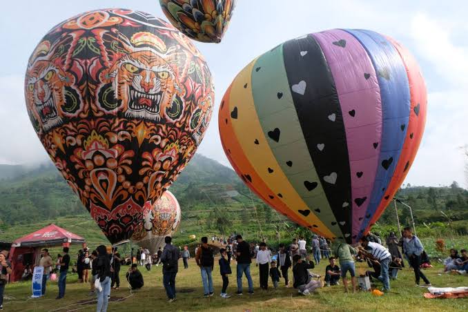 Kendaraan Terbang Unik Sebuah Balon Udara