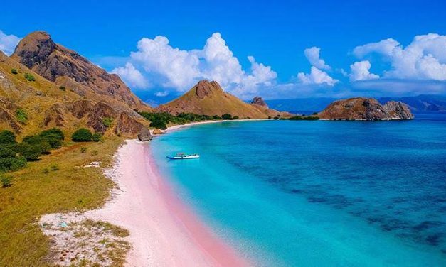 Wilayah Indah Pantai Di Beberapa Tempat