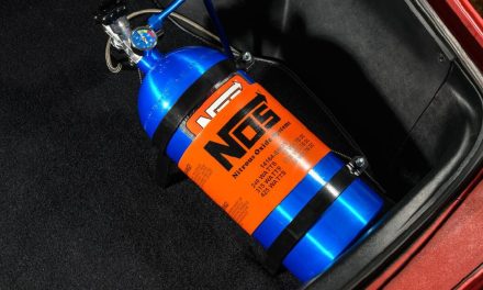 Sebuah Sistem Nitrous Kecepatan Tambahan Kendaraan