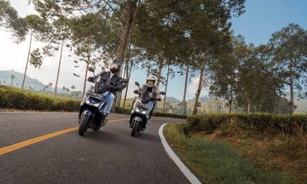 Kendaraan Harian Santai Dengan Sepeda Motor