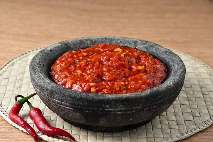 Hidangan Pelengkap Sambal Dalam Sebuah Kuliner
